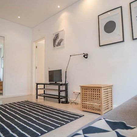 Casual @ 5 De Outubro Apartment ลิสบอน ภายนอก รูปภาพ